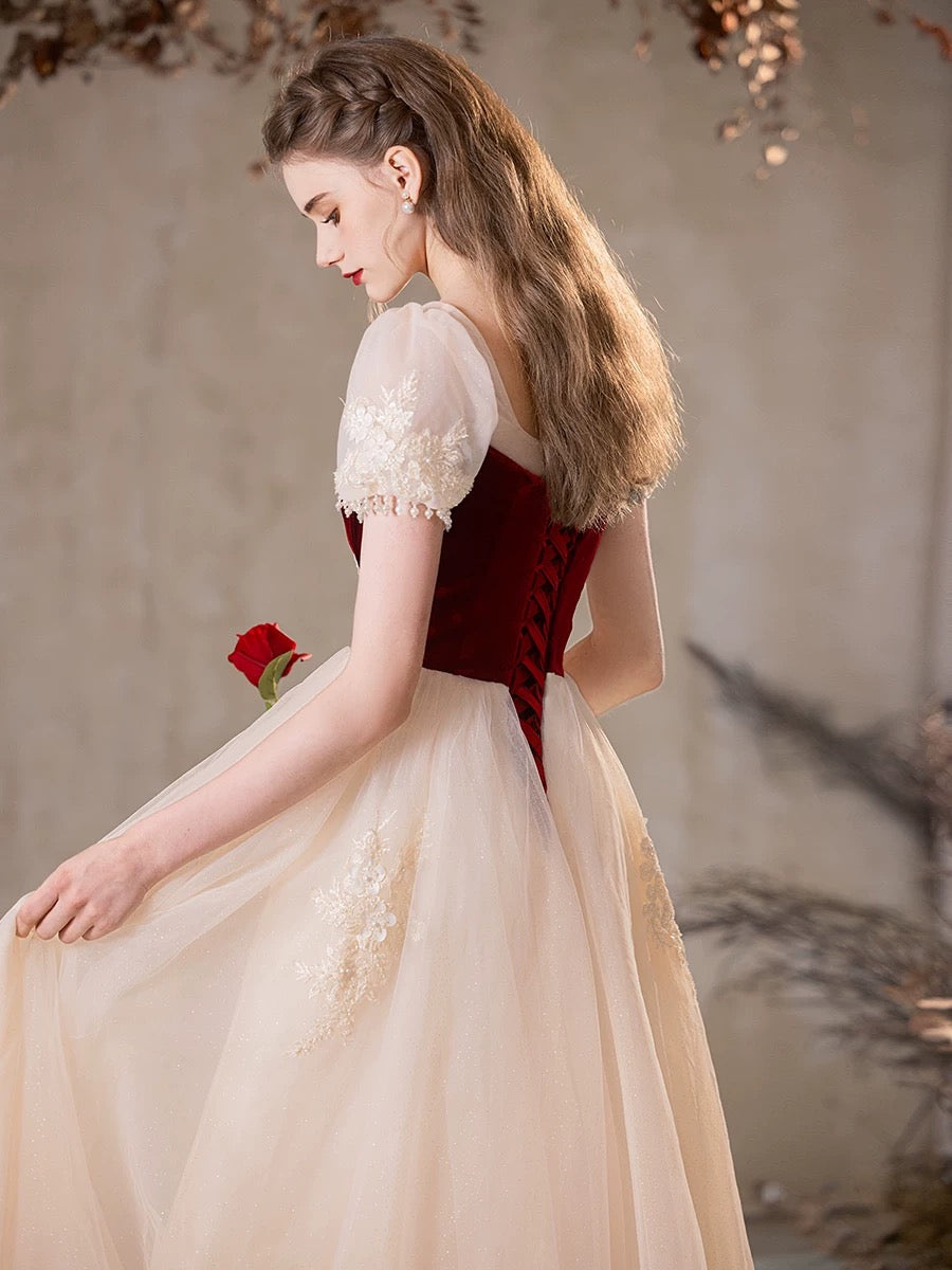 champagne red prom dress Stunning Champagne Red Prom Dresses 2018 Ball Gown Appliques Beading Scoop Neck Backless Sleeveless Chapel Train Formal Dresses