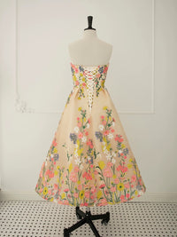 A-Line Sweetheart Neck Lace Tea Length Champagne Prom Dress