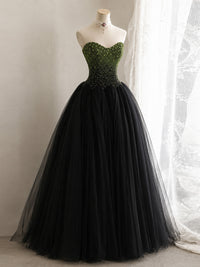 Unique Sweetheart Neck Tulle Black Long Prom Dress with Beads
