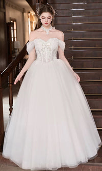 A-Line Sweetheart Neck Tulle Lace White Long Prom Dress