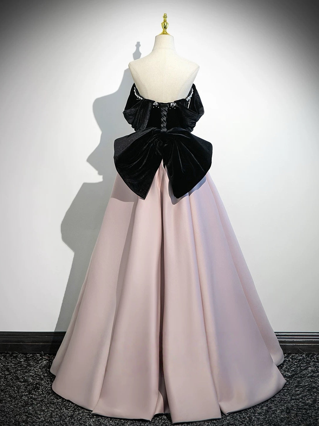 A-Line  Sweetheart Neck Off Shoulder Floor Length Pink Prom Dress With Beads