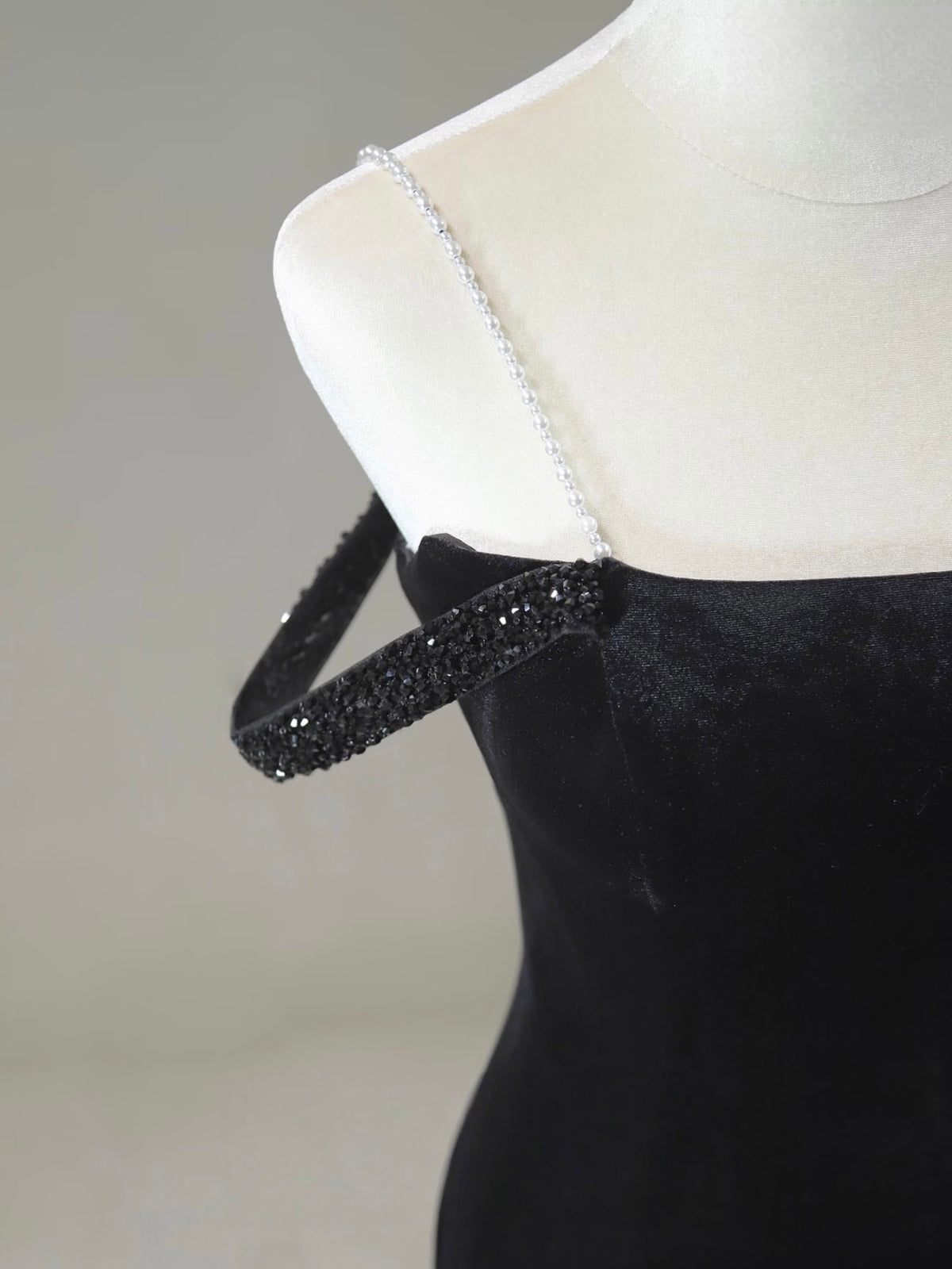 Mermaid Off Shoulder Velvet Sweep Train Black Prom Dress with Beads