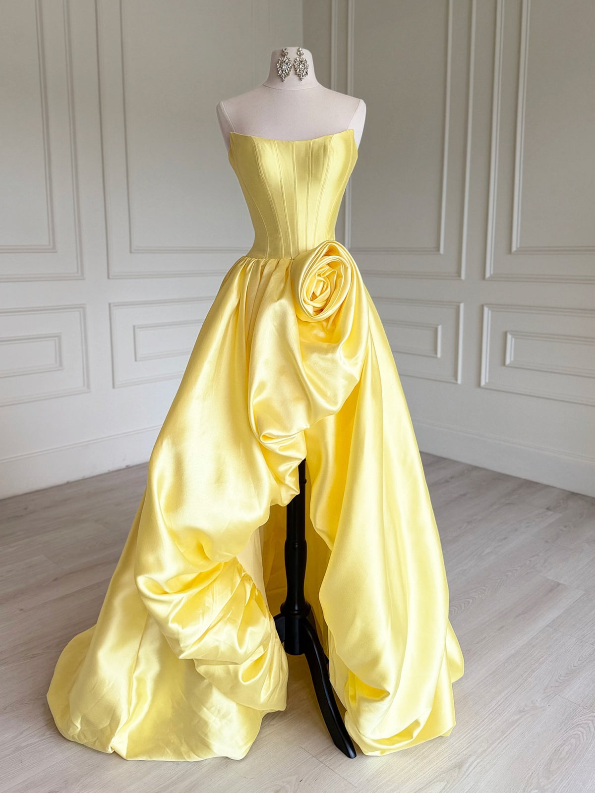 A-line Spoon Neck Satin Black Long Prom Dress