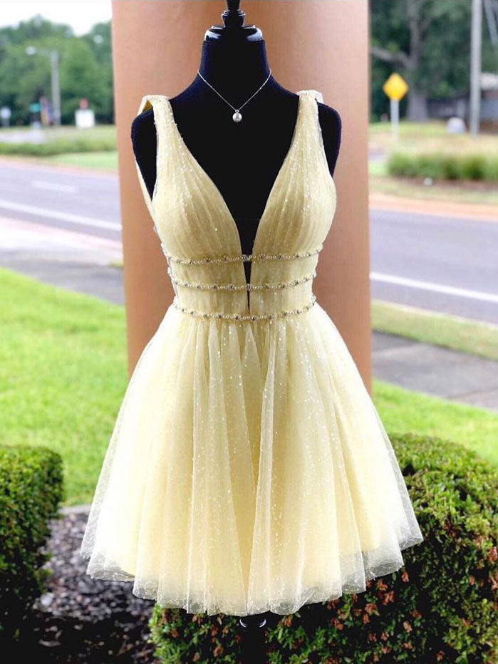 Yellow tulle short prom dress. yellow homecoming dress