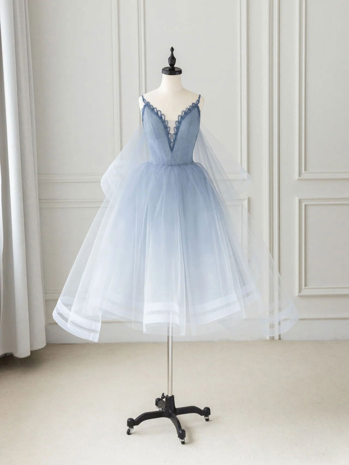 Blue v neck tulle beads short prom dress, blue tulle formal dress