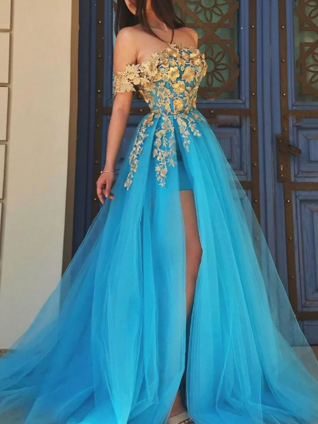 aline graduation dress Long A-line Sleeveless Open Back Formal Dresses with Slit Crafted from luxurious satin with intricate lace Aline Blue Lace Long Prom
